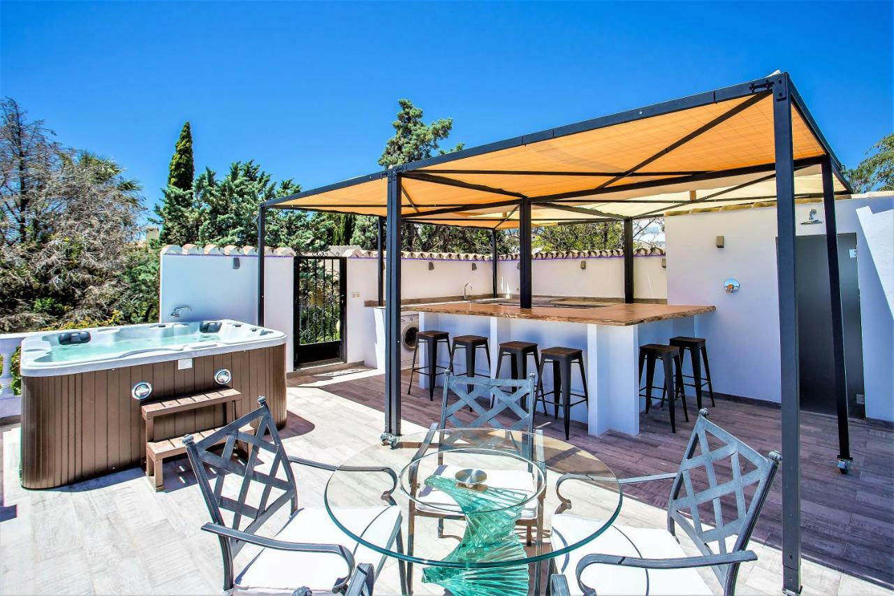 Luxury Villa With Swimming Pool And Jacuzzi Μαρμπέλλα Εξωτερικό φωτογραφία