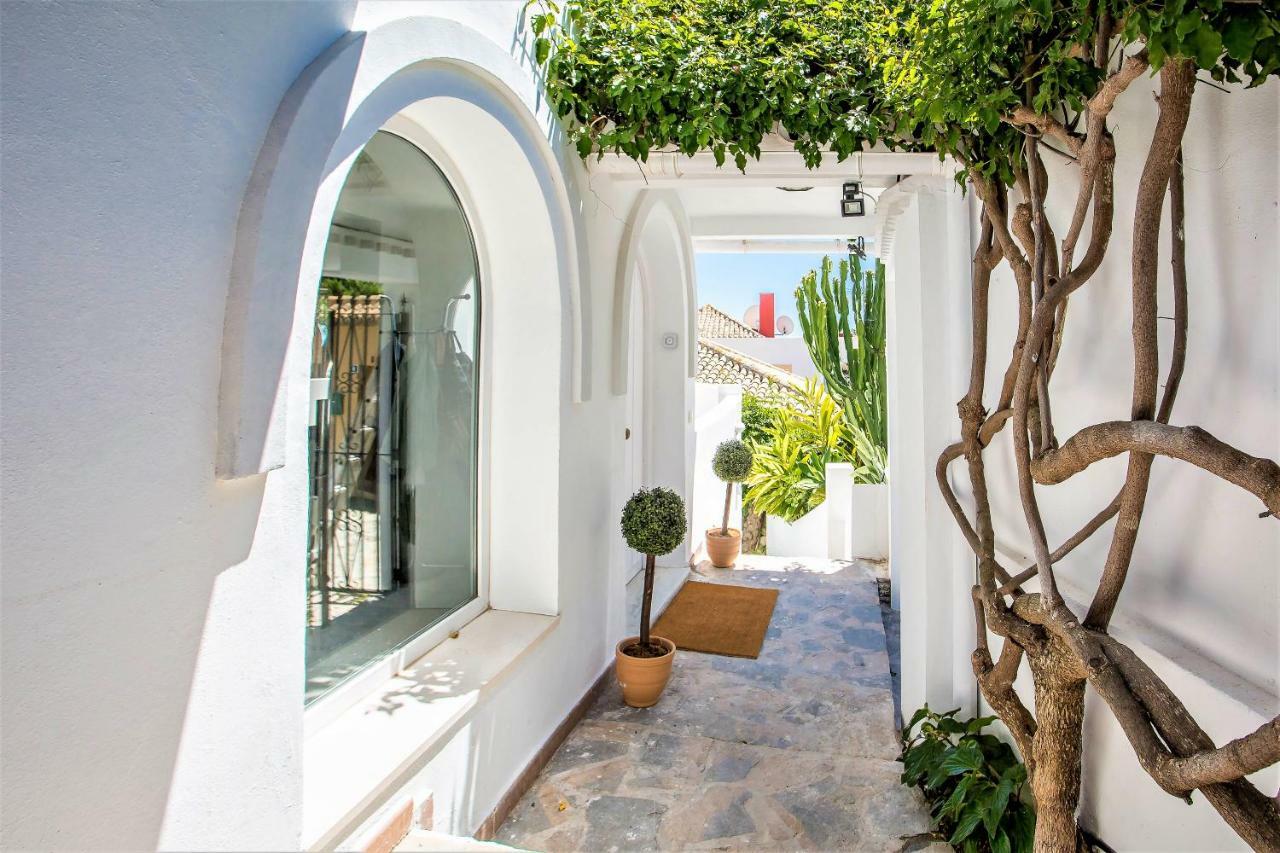 Luxury Villa With Swimming Pool And Jacuzzi Μαρμπέλλα Εξωτερικό φωτογραφία